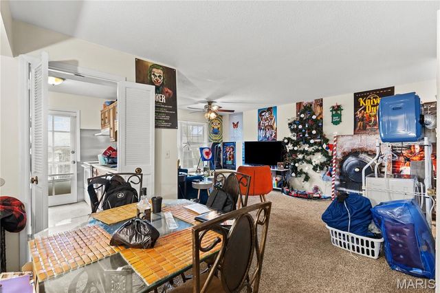 444 Chapel Ridge Drive F, Hazelwood, MO 63042