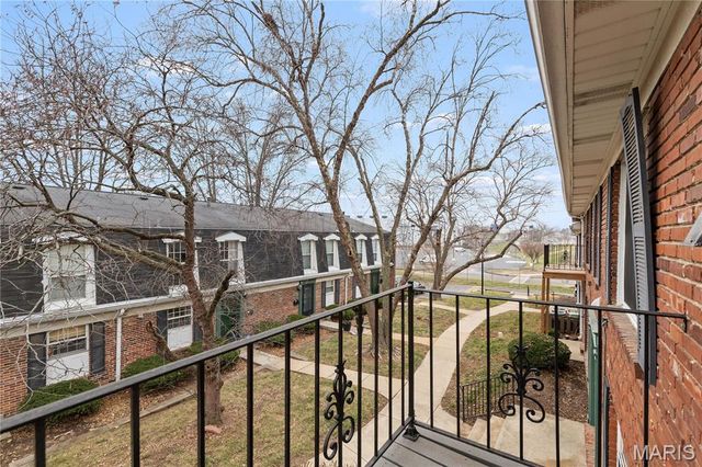 444 Chapel Ridge Drive F, Hazelwood, MO 63042