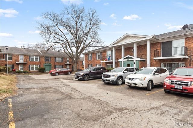 444 Chapel Ridge Drive F, Hazelwood, MO 63042