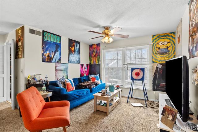 444 Chapel Ridge Drive F, Hazelwood, MO 63042