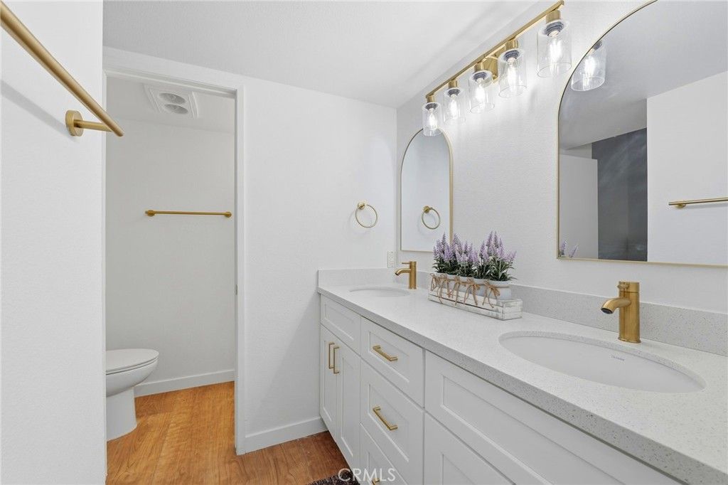 Image 23 of property listing at 18223 Soledad Canyon Road 49, Canyon Country, CA 91387