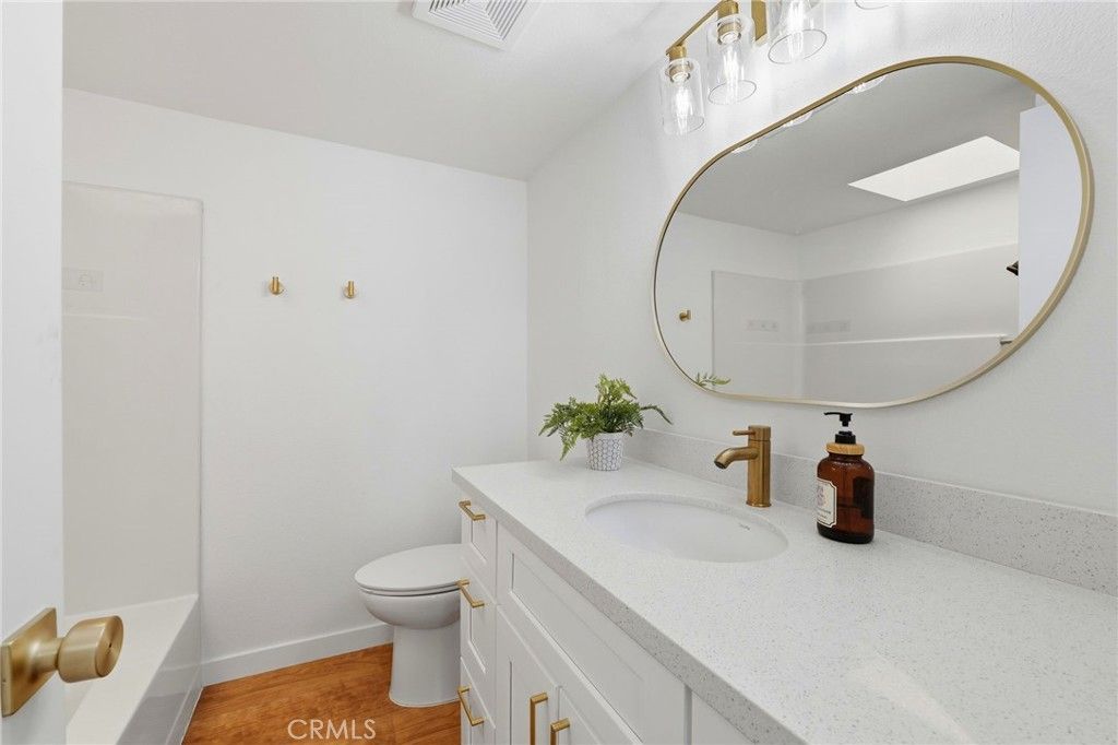 Image 24 of property listing at 18223 Soledad Canyon Road 49, Canyon Country, CA 91387