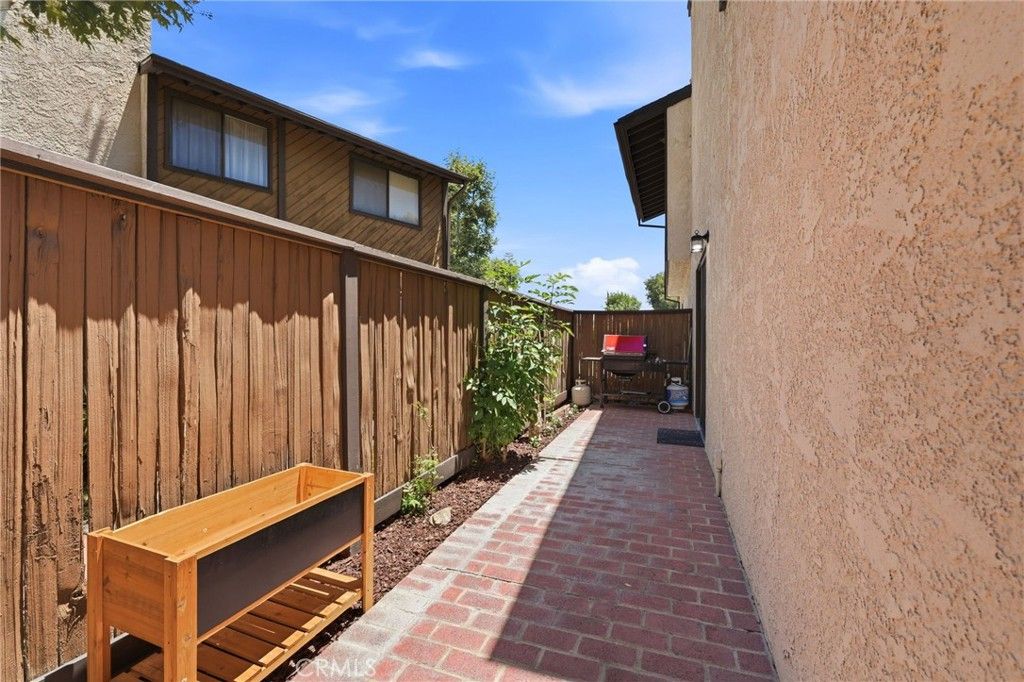 Image 27 of property listing at 18223 Soledad Canyon Road 49, Canyon Country, CA 91387