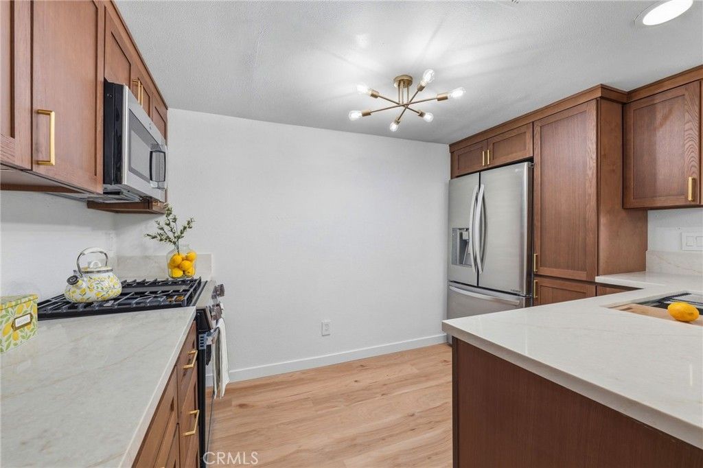 Image 7 of property listing at 18223 Soledad Canyon Road 49, Canyon Country, CA 91387