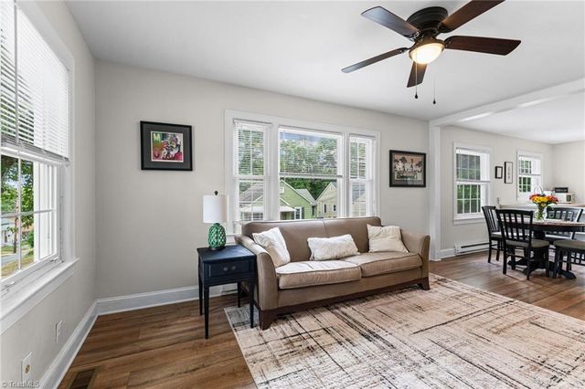 800 W Academy Street, Winston-salem, NC 27101