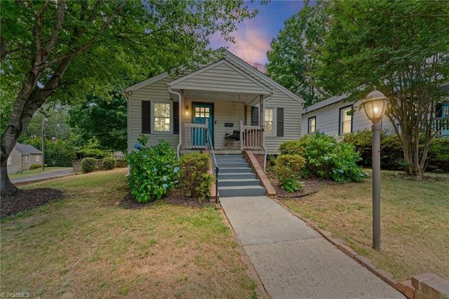 800 W Academy Street, Winston-salem, NC 27101