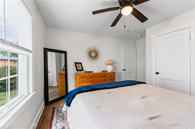 800 W Academy Street, Winston-salem, NC 27101