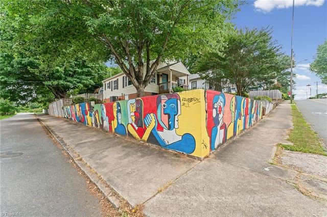 800 W Academy Street, Winston-salem, NC 27101