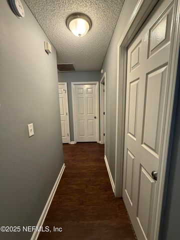 3385 SHAUNA OAKS Circle E, Jacksonville, FL 32277