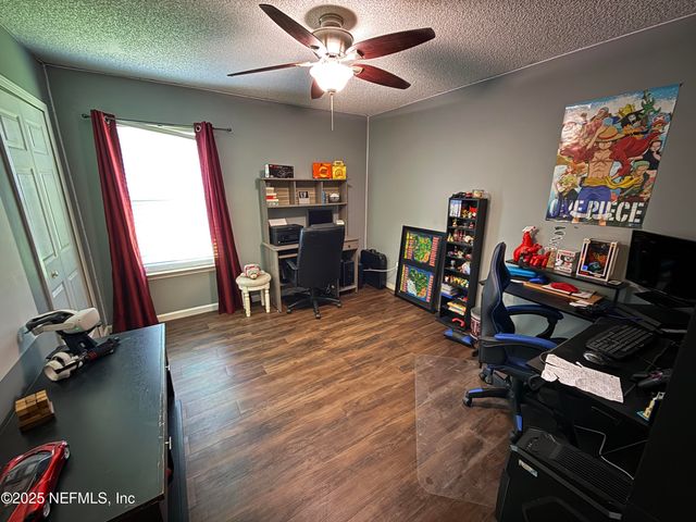 3385 SHAUNA OAKS Circle E, Jacksonville, FL 32277