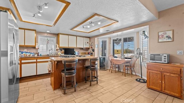 16885 Lambert Lane, Victorville, CA 92395