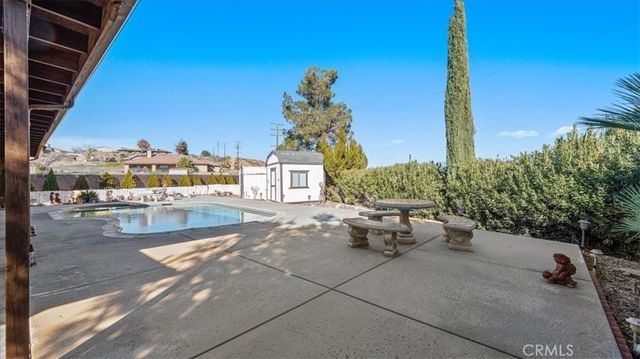 16885 Lambert Lane, Victorville, CA 92395