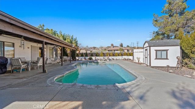 16885 Lambert Lane, Victorville, CA 92395