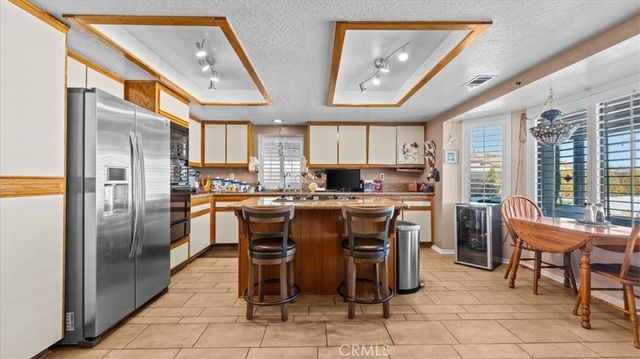 16885 Lambert Lane, Victorville, CA 92395