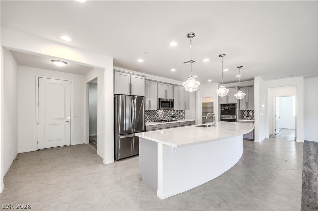 605 Cadence Vista Drive, Henderson, NV 89011 — photo 5