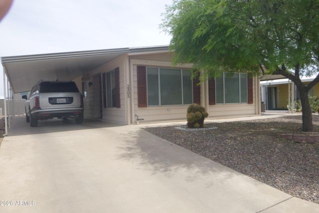 2305 N DEMARET Drive, Mesa, AZ 85215