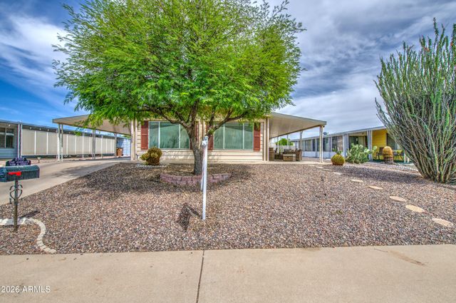 2305 N DEMARET Drive, Mesa, AZ 85215