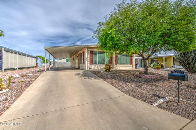 2305 N DEMARET Drive, Mesa, AZ 85215