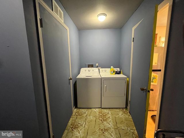 56 ABERDALE LN, Sicklerville, NJ 08081