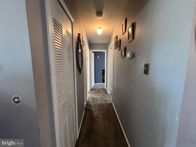 56 ABERDALE LN, Sicklerville, NJ 08081