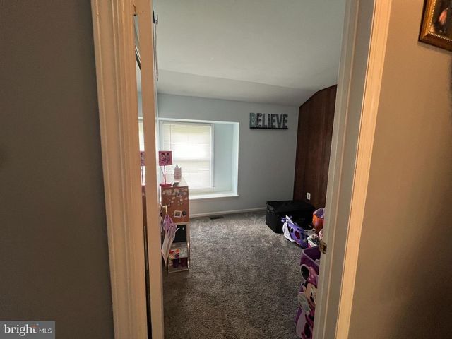 56 ABERDALE LN, Sicklerville, NJ 08081