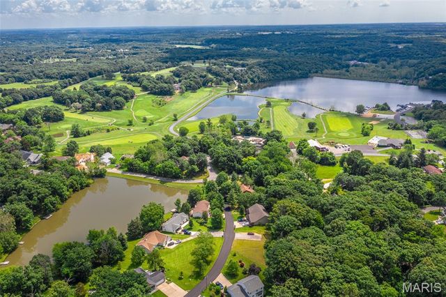 10465 Village Lane, Foristell, MO 63348