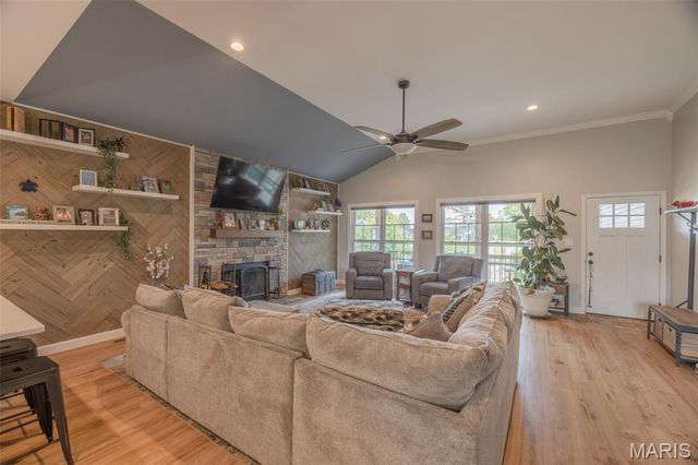 10465 Village Lane, Foristell, MO 63348