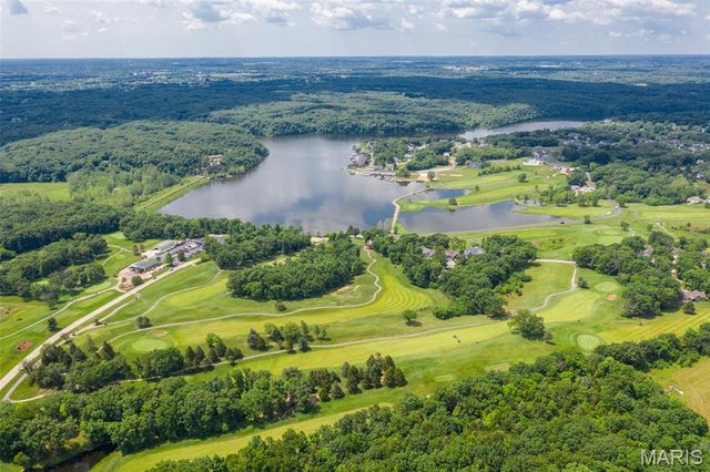 10465 Village Lane, Foristell, MO 63348