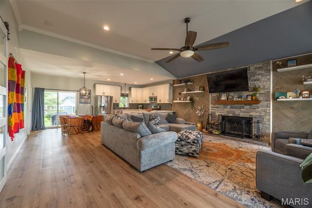 10465 Village Lane, Foristell, MO 63348