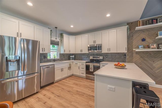 10465 Village Lane, Foristell, MO 63348