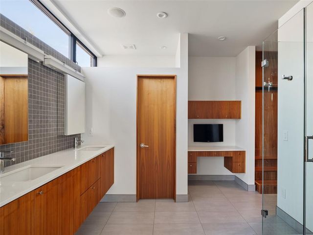 829 NW 7th Street, Oklahoma City, OK 73106