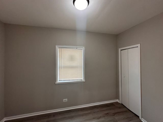 4942 S RACINE Avenue, Chicago, IL 60609
