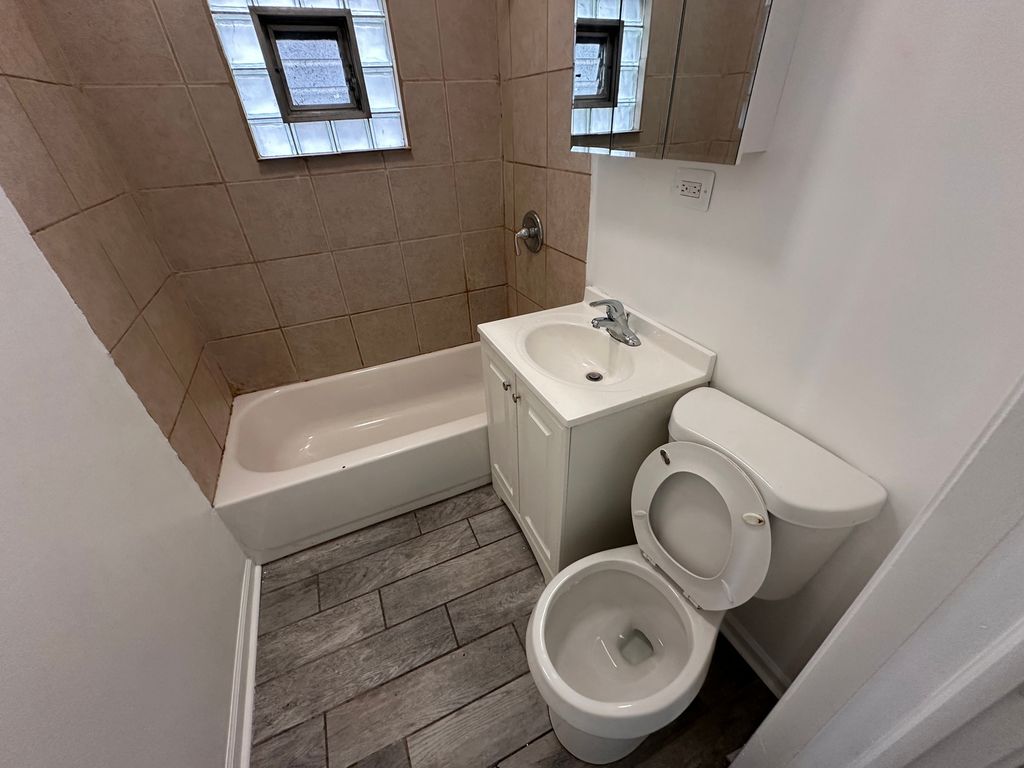 4942 S RACINE Avenue, Chicago, IL 60609 — photo 5