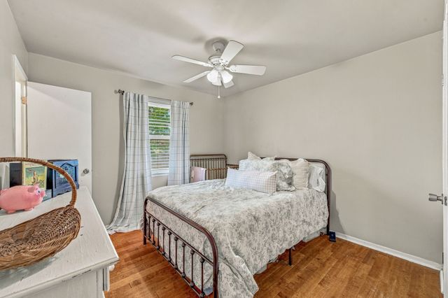 525 Vine Street, Weatherford, TX 76086