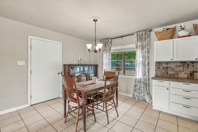 525 Vine Street, Weatherford, TX 76086