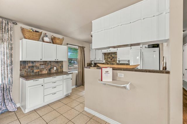 525 Vine Street, Weatherford, TX 76086