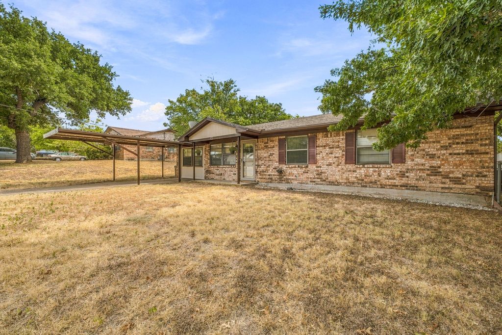 525 Vine Street, Weatherford, TX 76086 — photo 2
