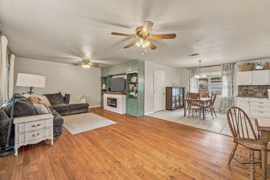 525 Vine Street, Weatherford, TX 76086 — photo 5