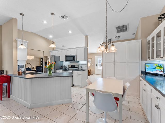 1433 Hero Street SE, Palm Bay, FL 32909