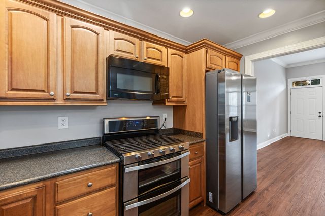 100 Brook Hollow Dr, SE, Cleveland, TN 37323