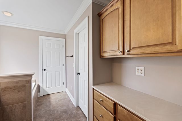 100 Brook Hollow Dr, SE, Cleveland, TN 37323