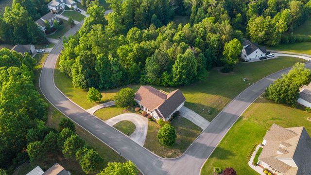 100 Brook Hollow Dr, SE, Cleveland, TN 37323