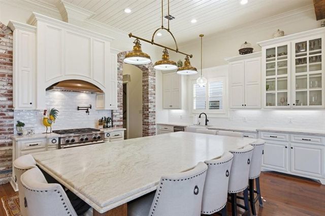 885 Shell Beach Drive, Lake Charles, LA 70601