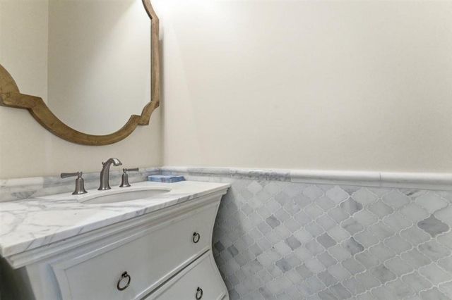 885 Shell Beach Drive, Lake Charles, LA 70601