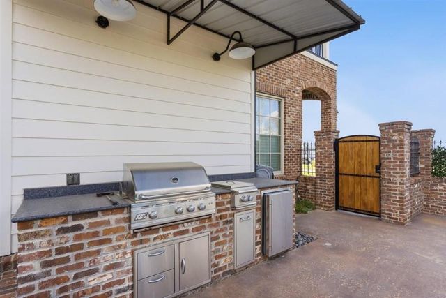 885 Shell Beach Drive, Lake Charles, LA 70601