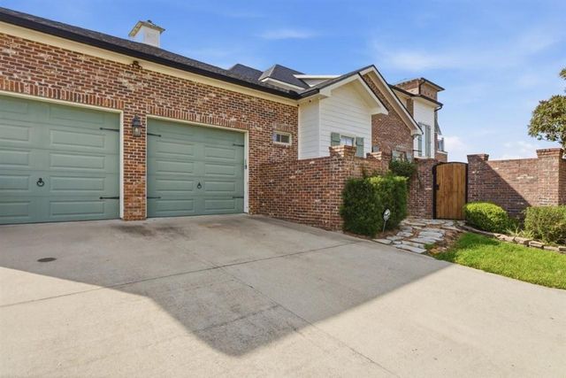 885 Shell Beach Drive, Lake Charles, LA 70601