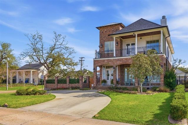 885 Shell Beach Drive, Lake Charles, LA 70601