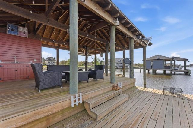 885 Shell Beach Drive, Lake Charles, LA 70601