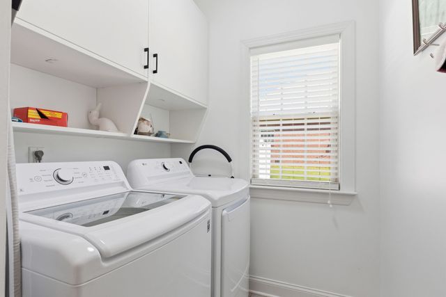 2714 United Dr, Murfreesboro, TN 37128