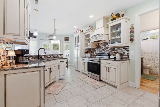 2714 United Dr, Murfreesboro, TN 37128